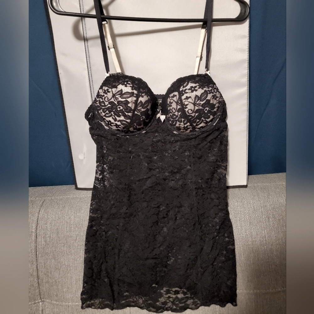 Apt 9 Intimates, Medium, Black and Light Cream